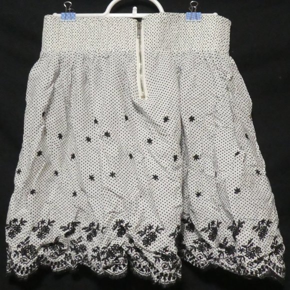 COSTA BLANCA | Black and White Polka Dot and Flower Stitched Skirt | 100% Cotton - Picture 2 of 15